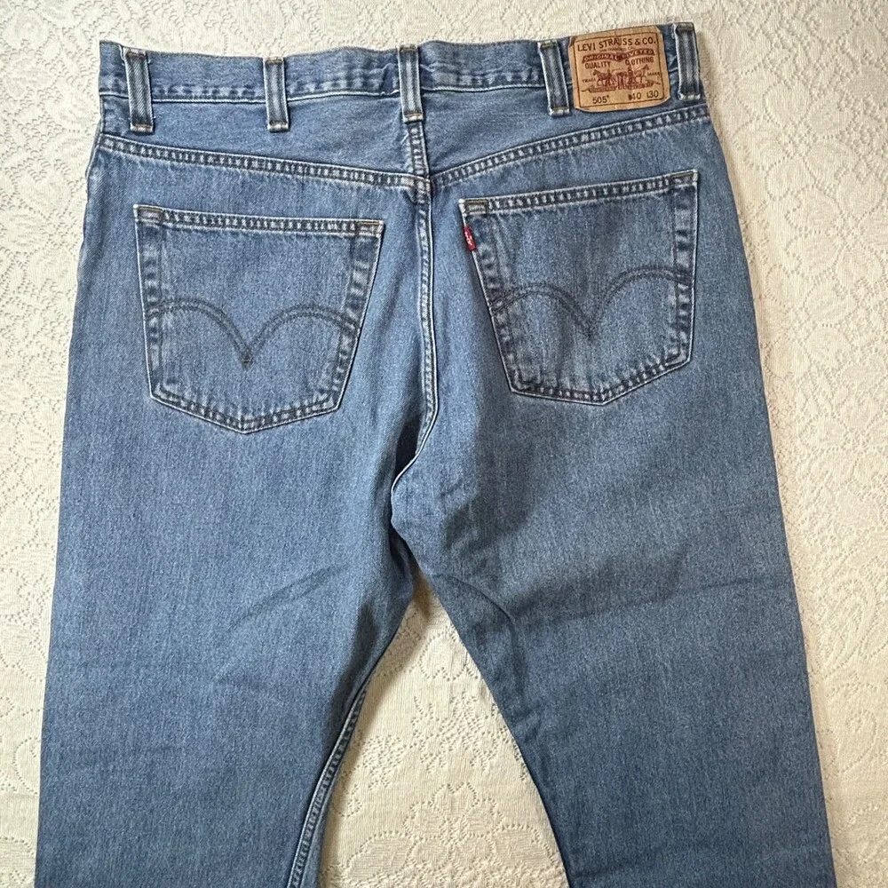 Levi's 505 Men's Jeans 40x30 Regular Straight Mid Rise Medium Wash Denim Blue
